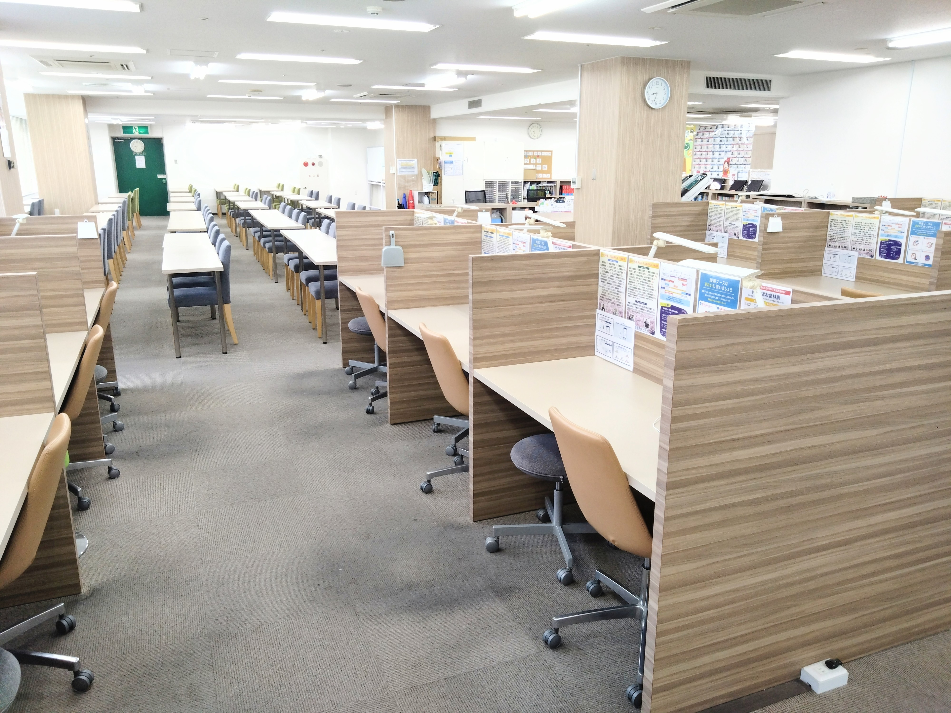 個別授業ブースで着実にスキルアップしましょう！