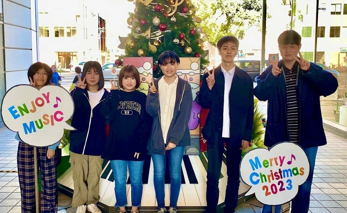 キャンパス外への遠足もあります