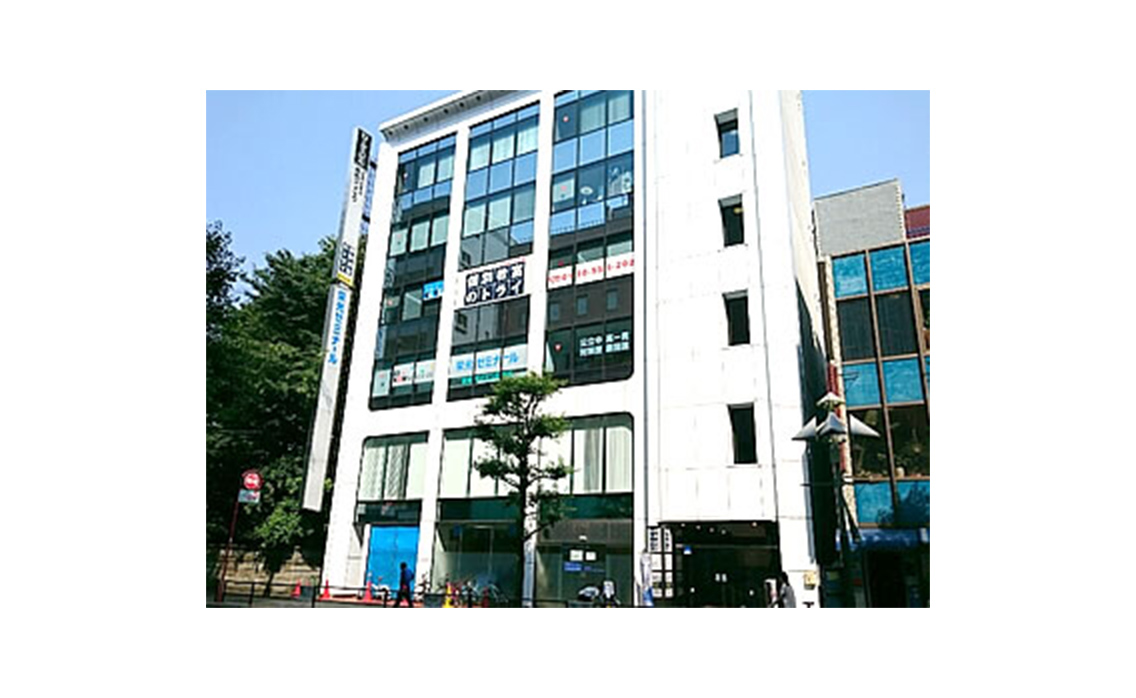 キャンパスは3Fにあります