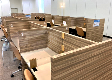 マンツーマン授業のブースです。