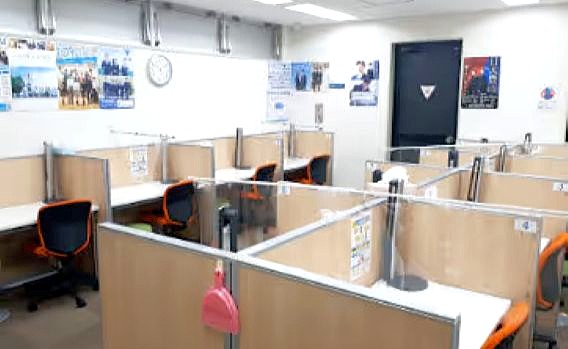 マンツーマン授業のブースです。