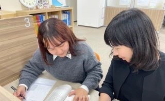 個別授業は講師が丁寧に対応します。