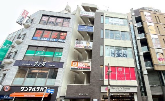 駅から徒歩５分の立地です